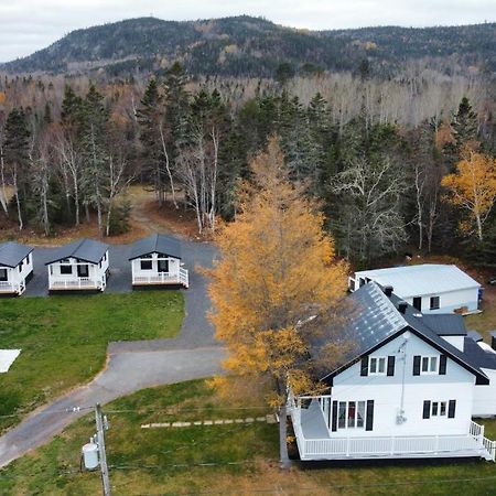 Les Chalets De La Colline Inc Бе-Сент-Катрін Екстер'єр фото