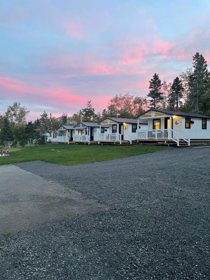 Les Chalets De La Colline Inc Бе-Сент-Катрін Екстер'єр фото